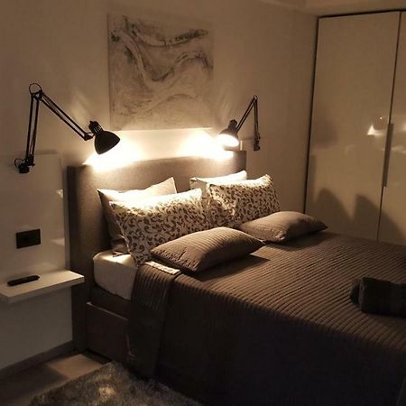 Apartman Vip, With Free Garage Parking Pula Zewnętrze zdjęcie