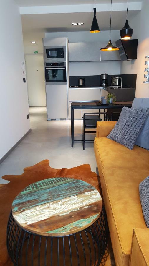 Apartman Vip, With Free Garage Parking Pula Zewnętrze zdjęcie