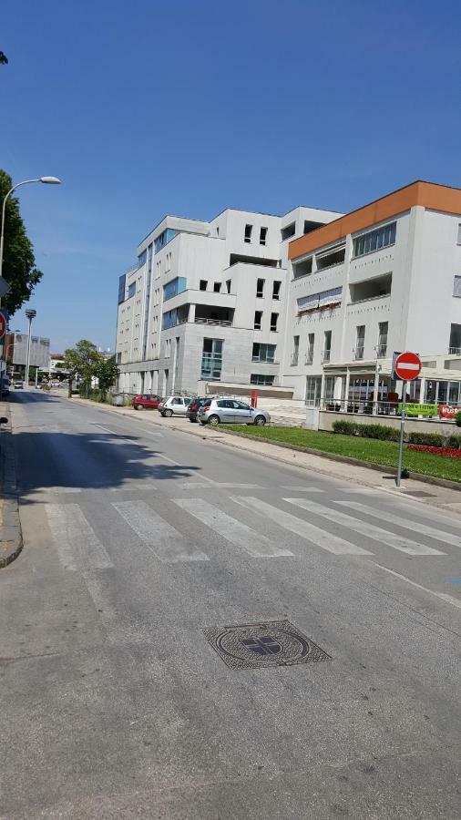 Apartman Vip, With Free Garage Parking Pula Zewnętrze zdjęcie